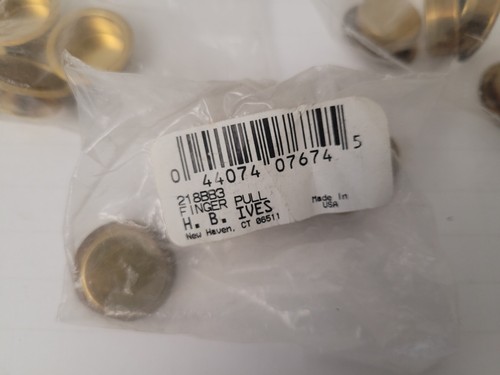 H. B. Ives 218BB3 1" Diameter Brass Finger Pull Flush Door Pack Of 4 - Picture 3 of 4