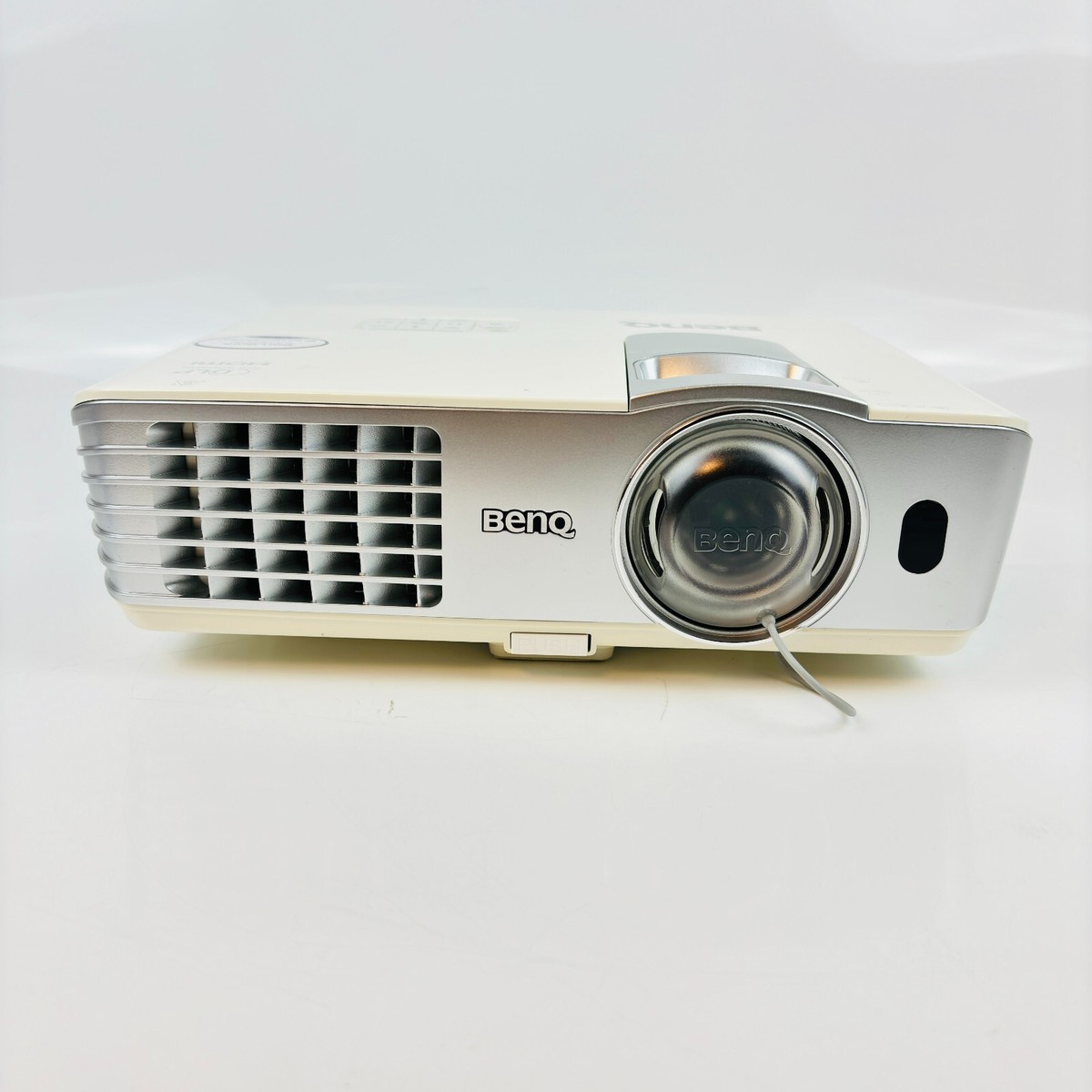 BenQ W1080ST 1080p 3D Short Throw DLP Home Theater Projector