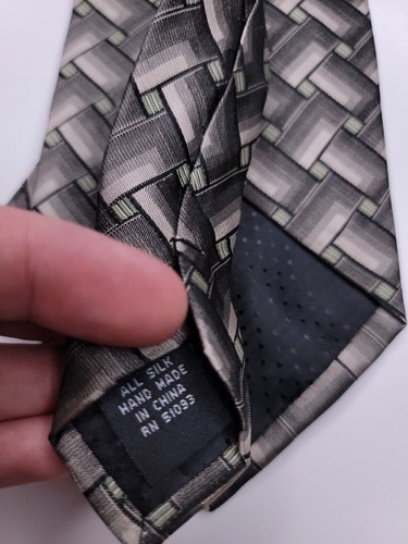 J Ferrar Mens Formal Necktie 58"Lx4"W Gray/Beige Neck Tie - Picture 4 of 4