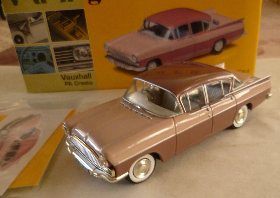 Vanguards Vauxhall PA Cresta - Photo 2/4