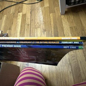 Lot Of 3 Sega Dreamcast Magazine Issue 1 & 4 & 11 Lot First Volume