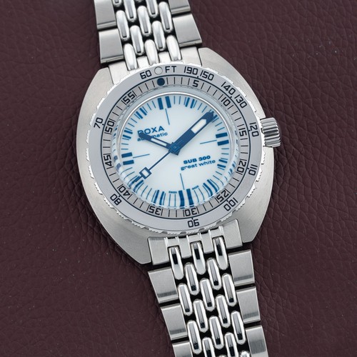 Doxa Doxa SUB 300 'Great White' Topper Edition | Ref: 821.10.0...