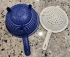 2 Tupperware Double Colander Strainer  1 Blue White and 1 White — photo 4