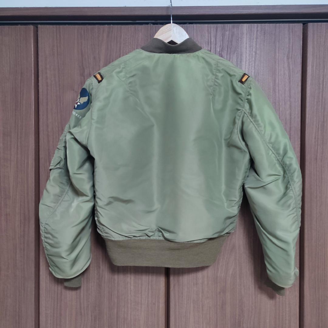 Buzz Rickson's B-15C MOD flight jacket size38 Khaki logo Buzz Rickson's B-15C MOD flight jacket size38 Khaki logo