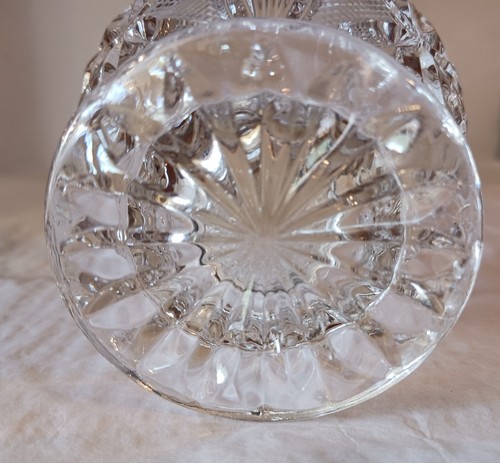 Clear Cut Crystal Glass Compote/Desert Bowl Etched Diamond Pattern Footed No Lid - Picture 4 of 5