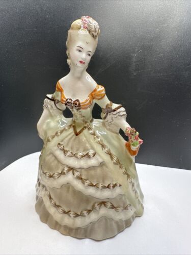 Goldscheider Everlast Corp. Vintage Madame Pompadour Figurine - Picture 1 of 9
