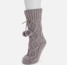 Muk Luks Cabin Pom Pom Gray Slipper Socks Faux Sherpa Lined S/M Size 5 - 7 1/2