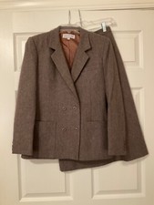 Vintage JONES NEW YORK Women  s 2 Piece Wool Suit Jacket Blazer  Skirt Size 4