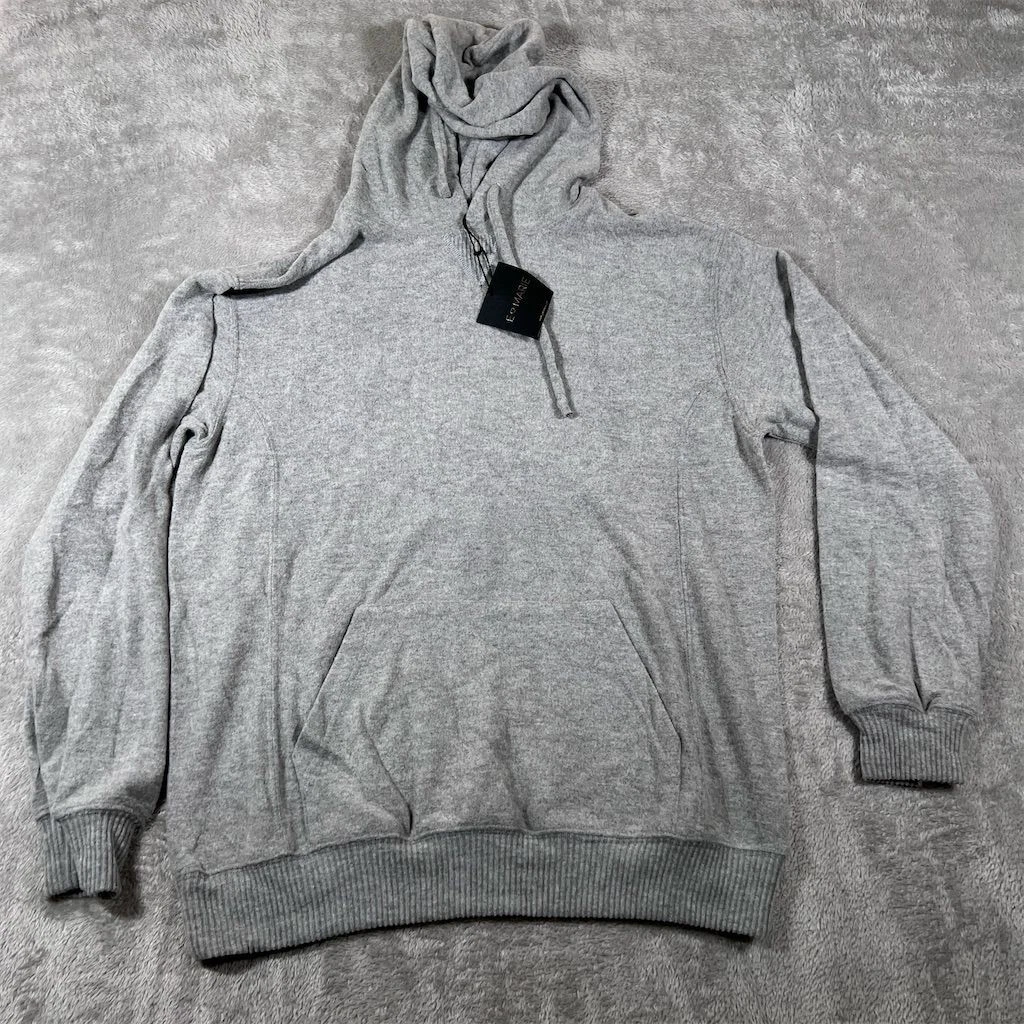 E MARIE Journey Hoodie Womens Size Medium Heather Gray Pullover Travel NEW
Opens in a new window or 