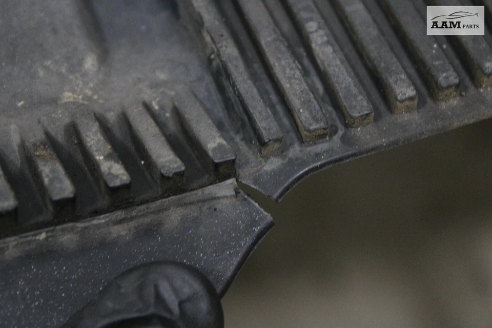 2015-2020 AUDI A3 QUATTRO PASSENGER SIDE UNDERBODY COVER SPLASH SHIELD GUARD OEM - Image 4 of 4