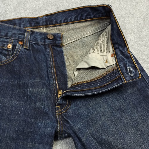 Jeans uomo vintage Levis 505 W28 L31 (etichetta: W30 L32) blu dritto made France - Foto 5 di 12