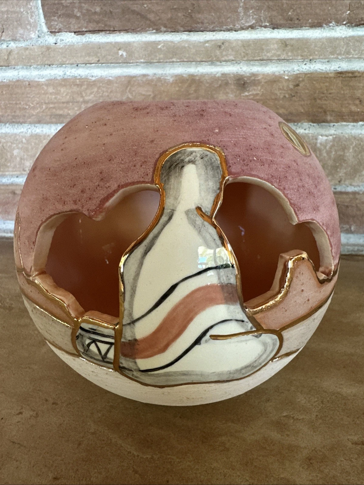 Vera Russell Signed Southwestern Pottery Vase 22kGold Inlay Cut-out Textured