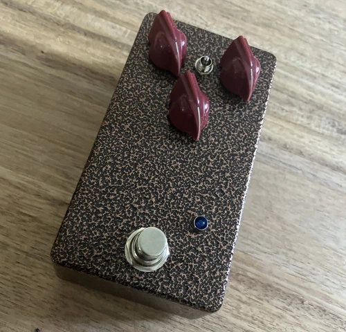 Boutique Killer Dirt Pedal By Sagittarius LM386 Overdrive Hand wired USA