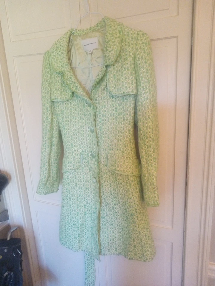 Abrigo de trechera Banana Republic verde lima blanco a cuadros tweed con cinturón talla pequeña Foto 4 de 4