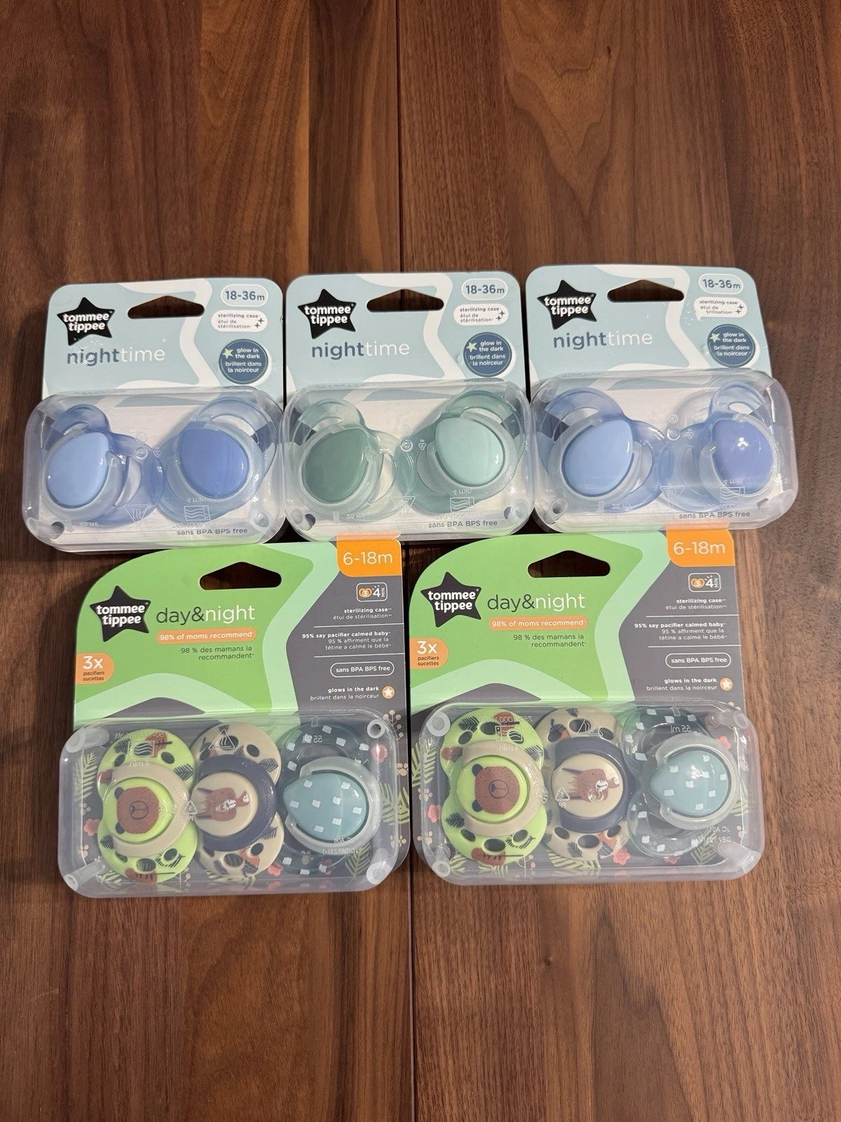 👶Lot of 12 Glow in The Dark / Tommee Tippee Day & nighttime Pacifiers 6-18-36m
Opens in a new windo