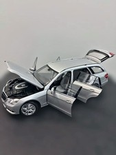 MINICHAMPS Mercedes-Benz E-Class Wagon 1/18 Silver Model Car