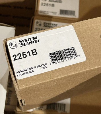 PACK OF TWO (2) NEW SYSTEM SENSOR 2251B SMOKE DETECTOR