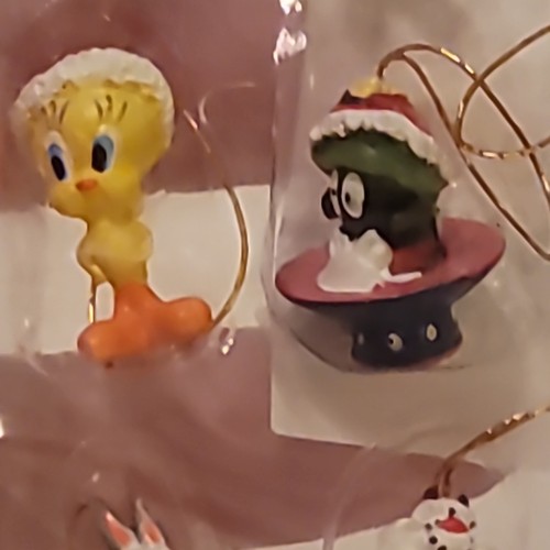 NOS Vtg Looney Tunes Mini Christmas Tree Ornaments Set of 18 Bugs Tweety Marvin - Picture 9 of 16
