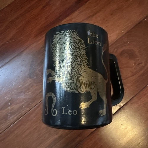 VTG Federal Glass Coffee Mug Tea Cup Leo The Lion Zodiac Astrology Black Gold