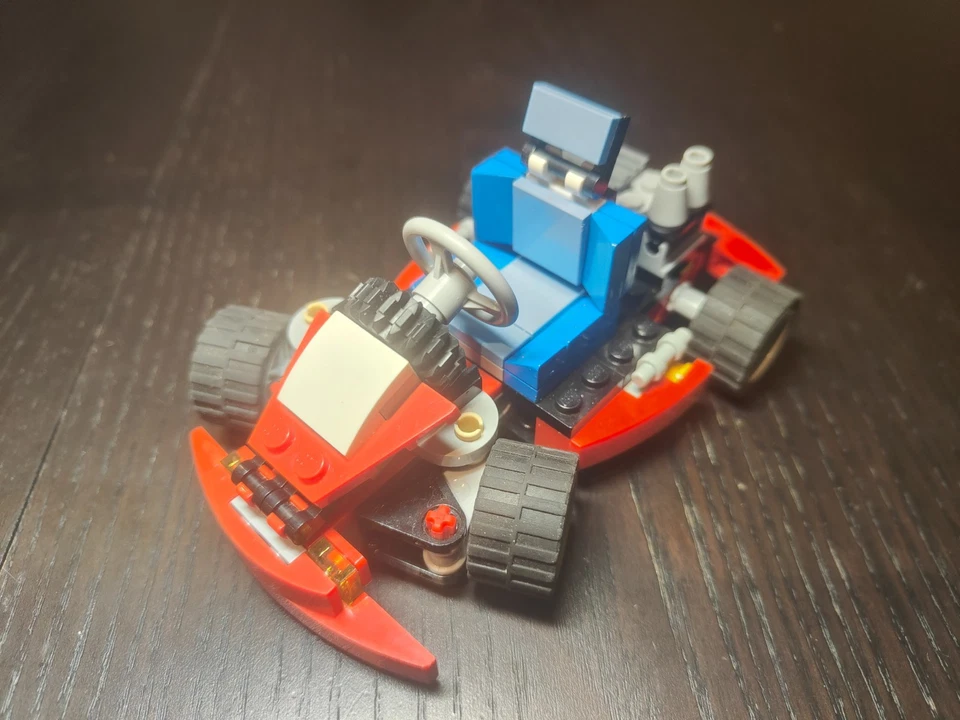 LEGO Creator 31030 Red Go-Kart, photo 1 sur 3