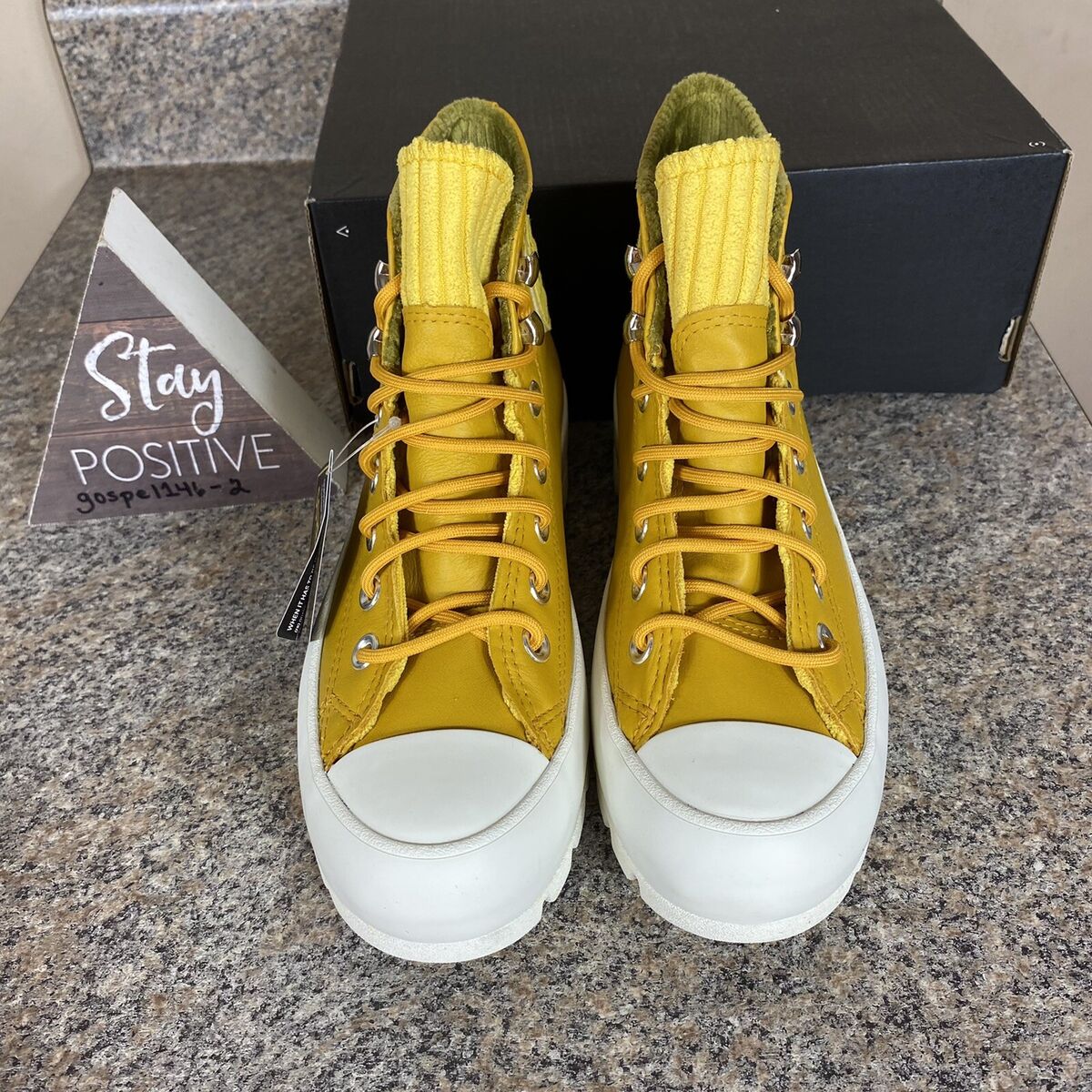 Converse Chuck Taylor All Star High Top Leather Gor-Tex Converse Chuck Taylor All Star High Top Leather Gor-Tex