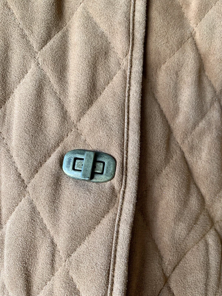 Blassport Womens Jacket Size Medium Brown Quilted faux Suede coat Two pockets - Image 4 of 4