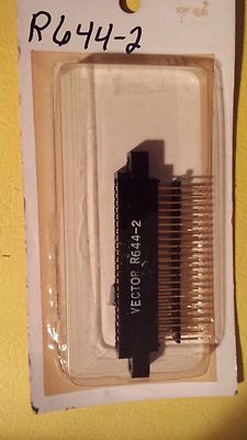 VECTOR R644-2 Card edge connector w/wirewrap pins for .062'' thick PC board .1ctr