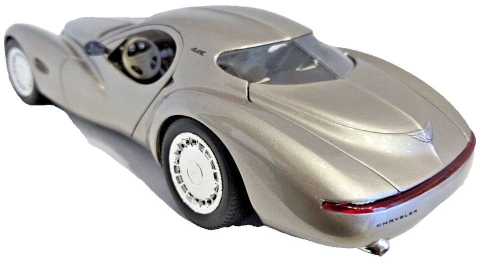 1995 Chrysler Atlantic Concept Champaign Diecast 1/18 scale by Guiloy - Image 3 of 4