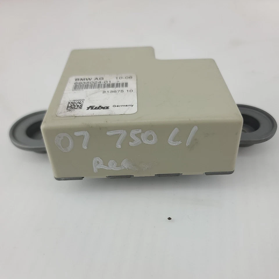 Módulo de control de antena de respaldo BMW 528XI 2008-2010 693502401 OEM Foto 2 de 4