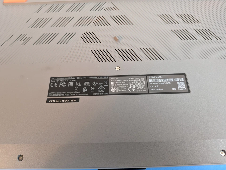 Asus VivoBook 15 15.6" (256GB, Intel Core i7 8th Gen 12GB) Ryzen7 Laptop, Silver - Image 4 of 4