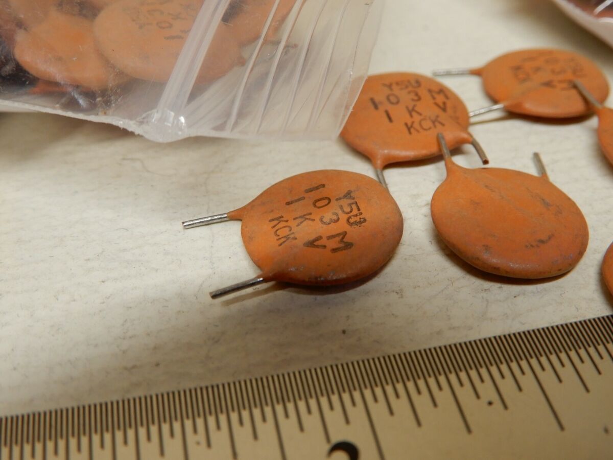 Ceramic Disc Capacitors Qty 100 NOS 103M 1KV Y5U KCK .01 uf Ceramic Disc Capacitors Qty 100 NOS 103M 1KV Y5U KCK .01 uf