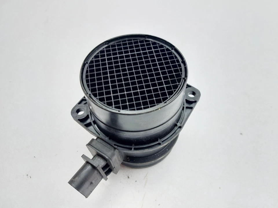 AUDI A4 B8 2.0 DIESEL AIR FLOW MASS METER SENSOR 2010 03G906461C - Image 3 of 4