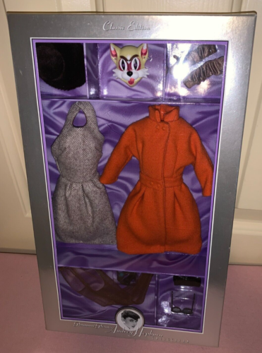 Cat Mask Outfit for Breakfast at Tiffany's Audrey Hepburn Doll - in box - Afbeelding 1 van 7
