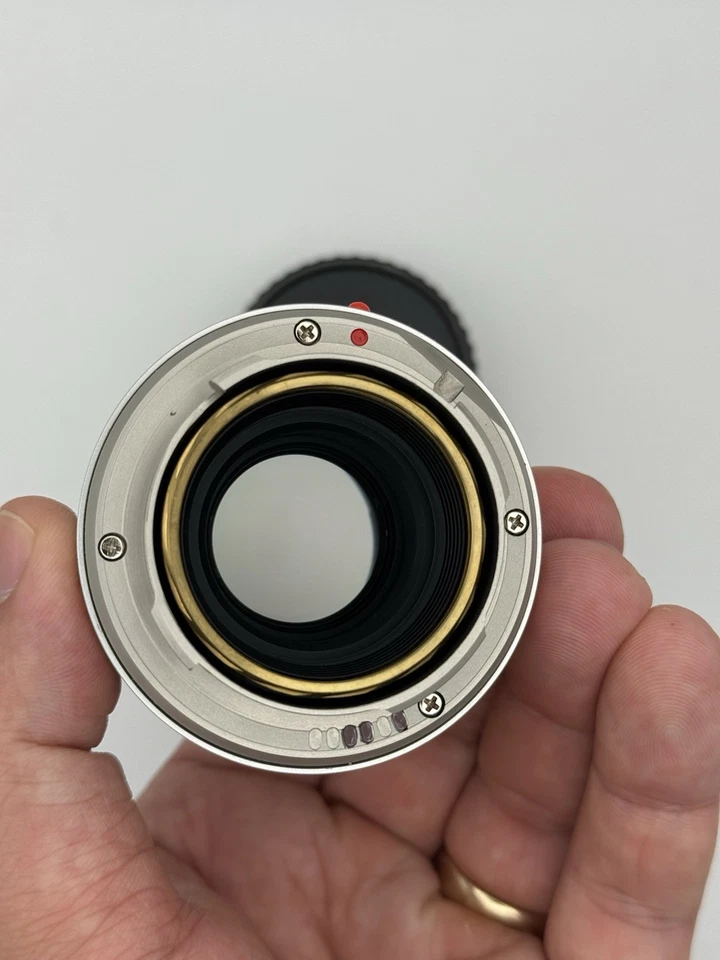 Lente de montaje Iberit 50 mm f/2,4 Handevision M codificada PLATA Foto 3 de 4