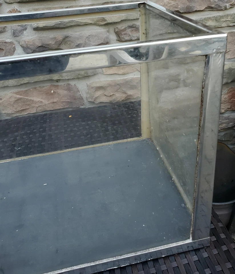 Vintage Metaframe Stainless Steel Aquarium 15 Gal Slate Bottom Fish Tank 24x12" - Image 3 of 3