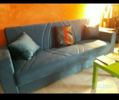 Divano letto posti in tessuto tipo velluto, Dahlia MondoConvenienza