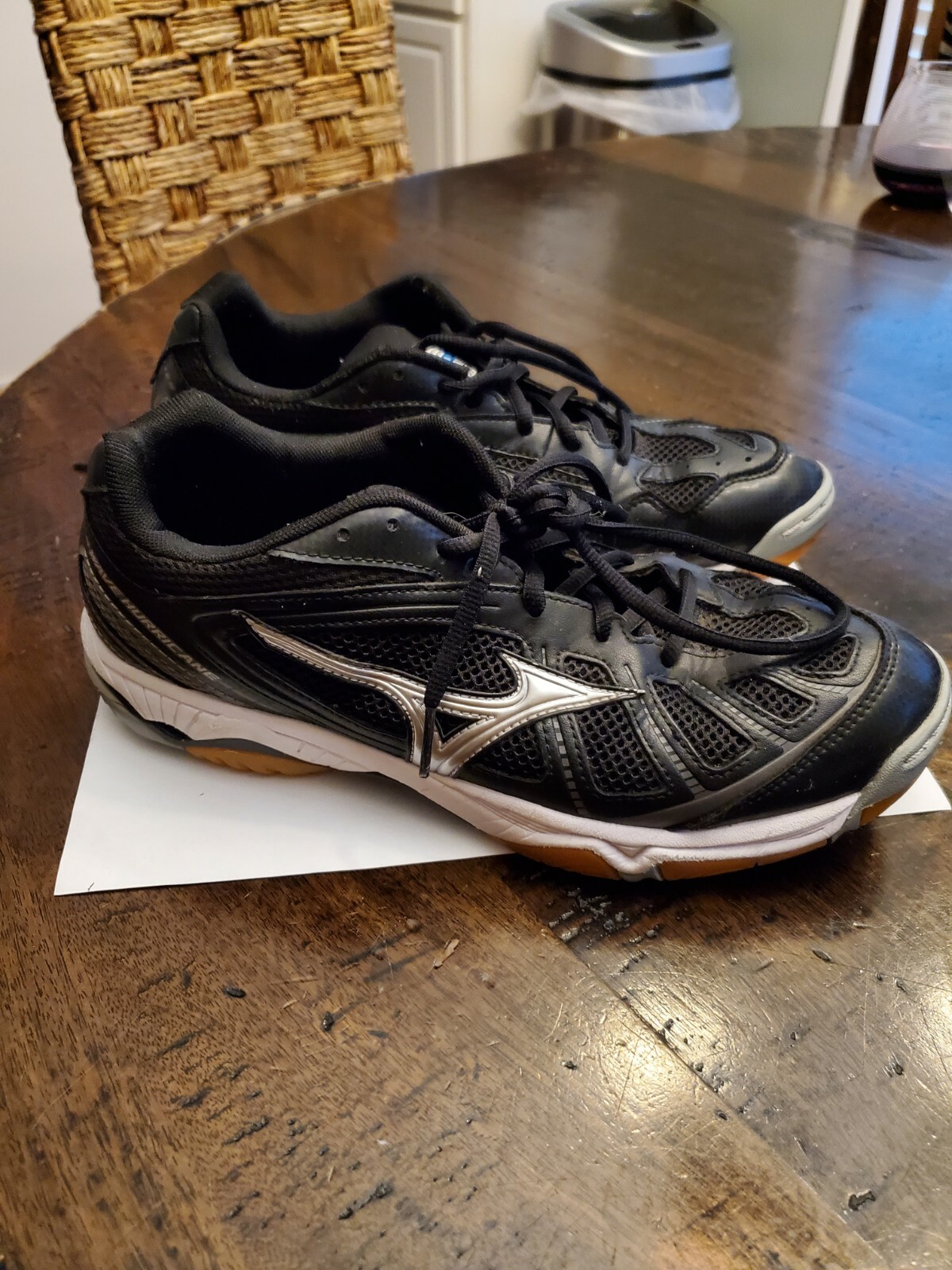 Women's Mizuno Wave Hurricane Volleyball Shoes, Size … Gem