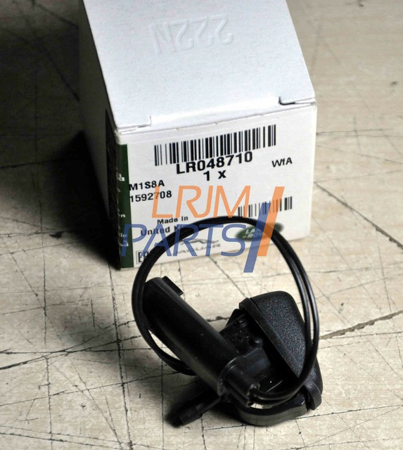 Genuine Land Rover FREELANDER 2 Left Heated Windscreen Washer Jet