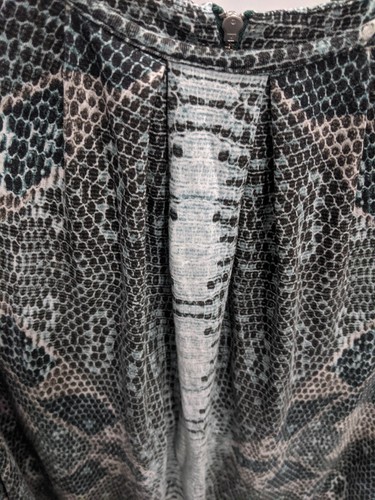 Blusa superior verde árida sin mangas piel de serpiente estampado animal talla 2X nueva sin etiquetas - Imagen 7 de 7