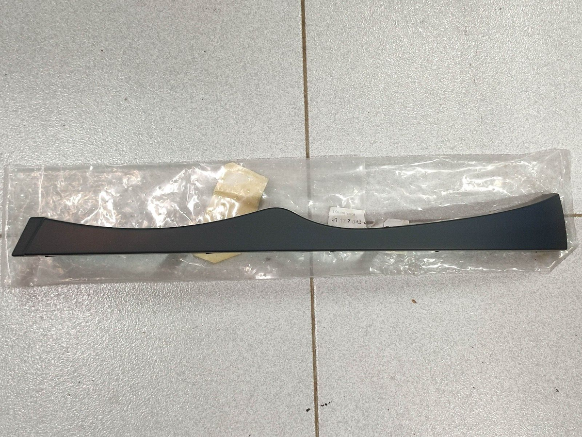 BMW E46 headlight trim cover primed left SEDAN !!NEW!! !!GENUINE