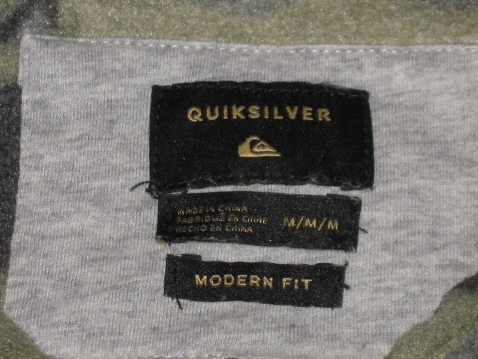 Мужская флисовая рубашка Quicksilver камуфляж на кнопках с длинным рукавом большого размера - Изображение 3 из 4