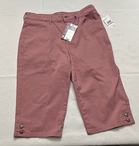 New. Gloria Vanderbilt Kaia Button Vent Hem Skimmers 12