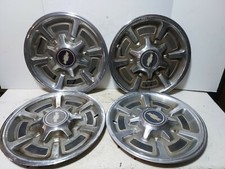 (1) Camión Chevy 1976-1987 K1 K2 C1 C2 C3 Blazer Jimmy Tapacubos GM Camión de colección
