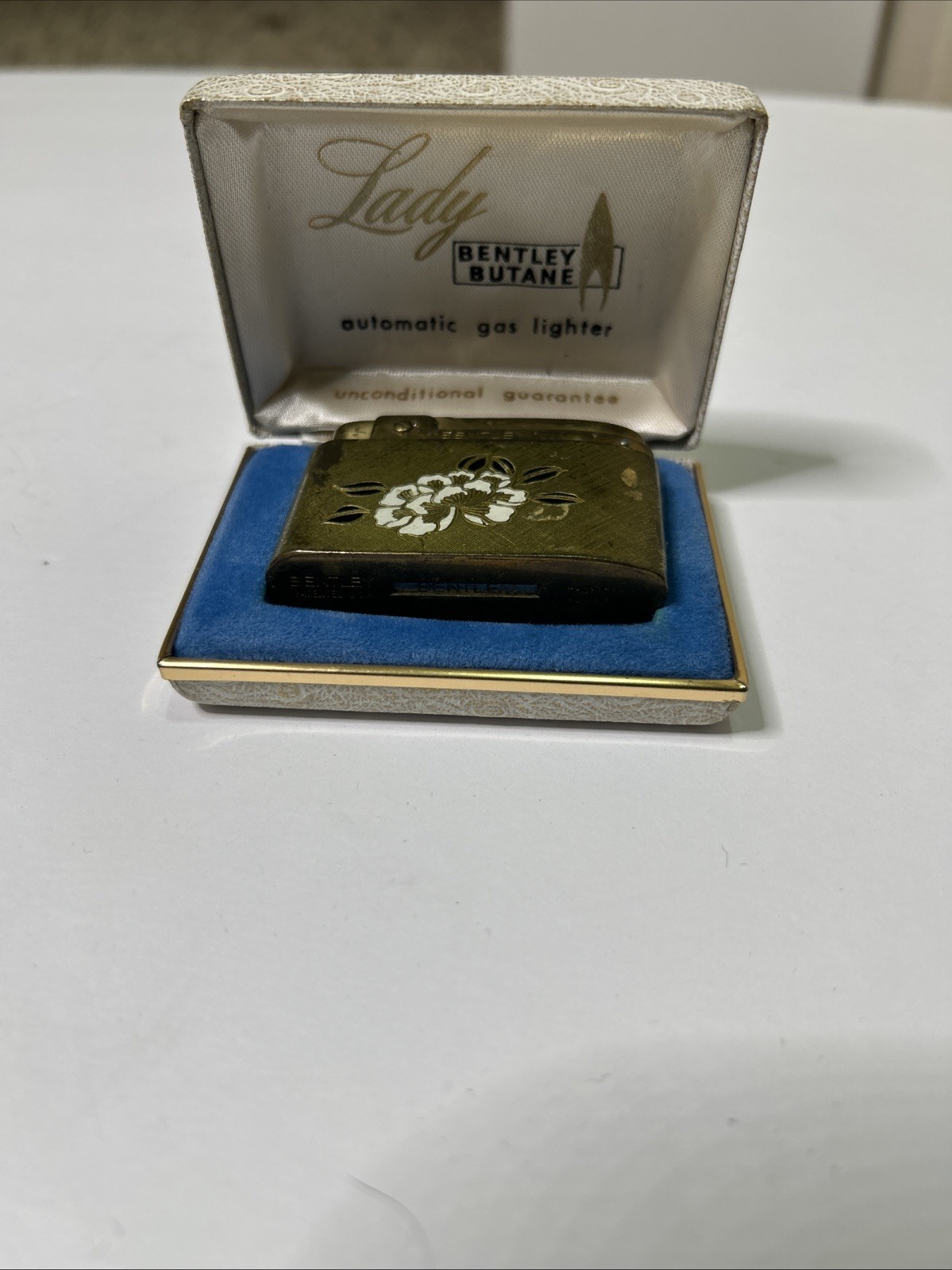 Picture 1 of 6
