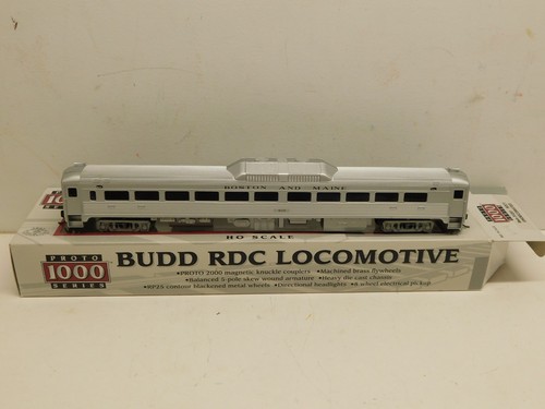 Proto 1000 Series HO Scale BUDD RDC Locomotive Boston and Maine 6118 #1 ...