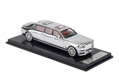 SCA 1/64 Rolls-Royce Phantom VIII Mansory Ewb Electroplated silver Diecast Model