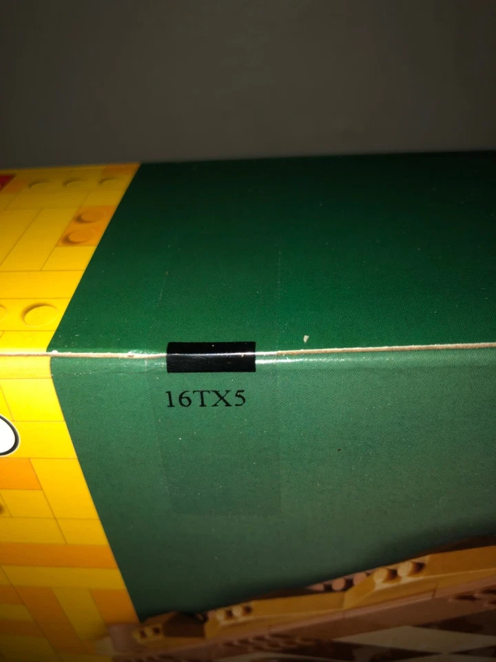 LEGO 40719 Traditional Chess Set 2 in 1 includes Checkers Sealed free shipping - Image 3 of 4