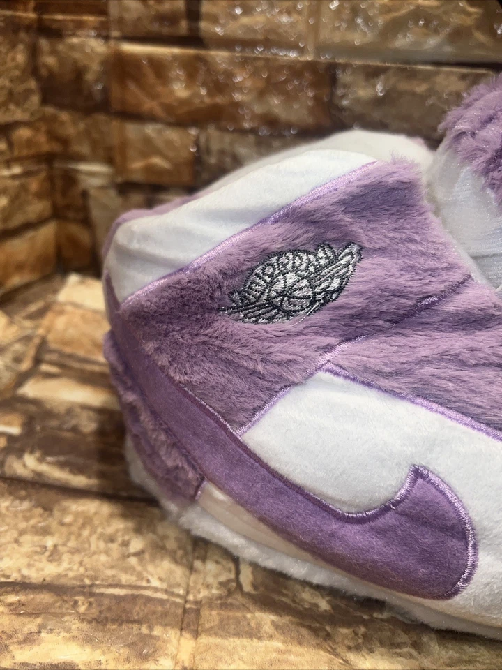 Zapatillas Fury Púrpura Jordan 1 Unisex Adultos/Niños Hombres 11 Mujeres’s 9 Nuevas sin Caja Foto 4 de 4