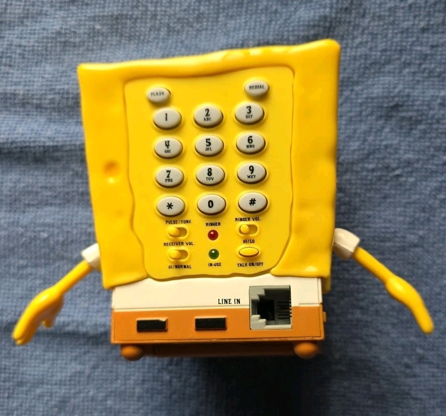 スポンジボブ電話SpongeBob SquarePants Flip Phone Sponge Bob Square Pants Flip-Phone Nickelodeon With Original