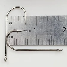 200 - Eagle Claw Spinnerbait Trailer Hooks L255M 4/0 Round Bend Silver Nickel